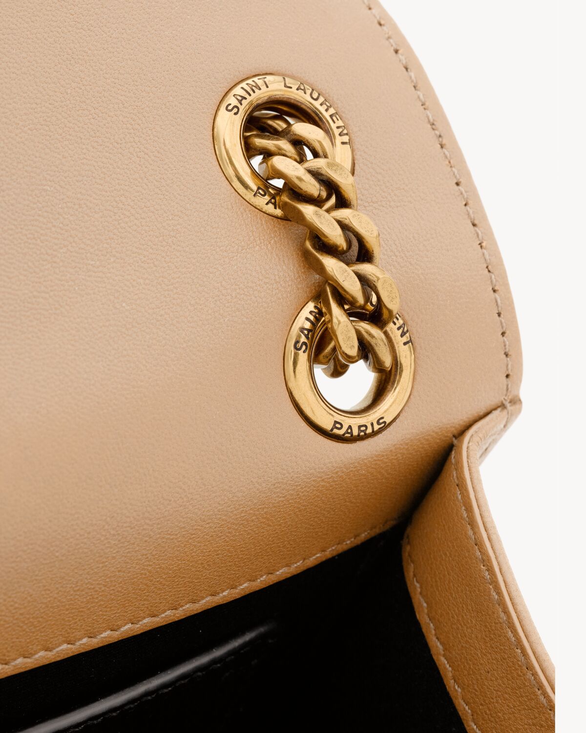 YSL ENVELOPE Medium in MATELASSÉ Lambskin - Image 7